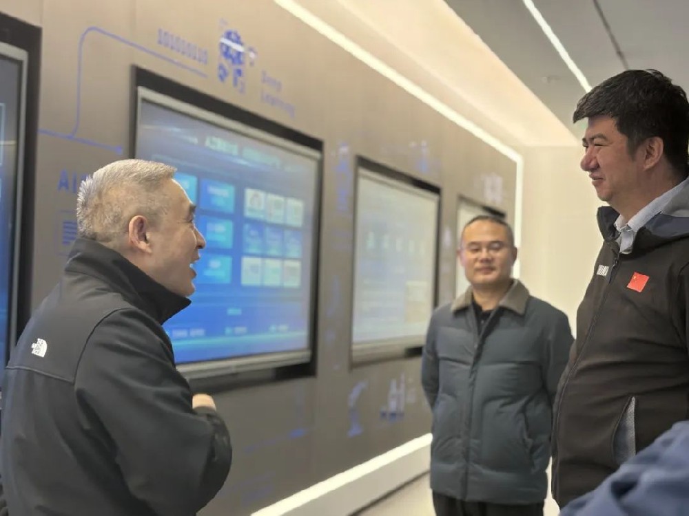 科技强企中原纳米酶实验室执行主任孙国明一行到访空港数字城市
